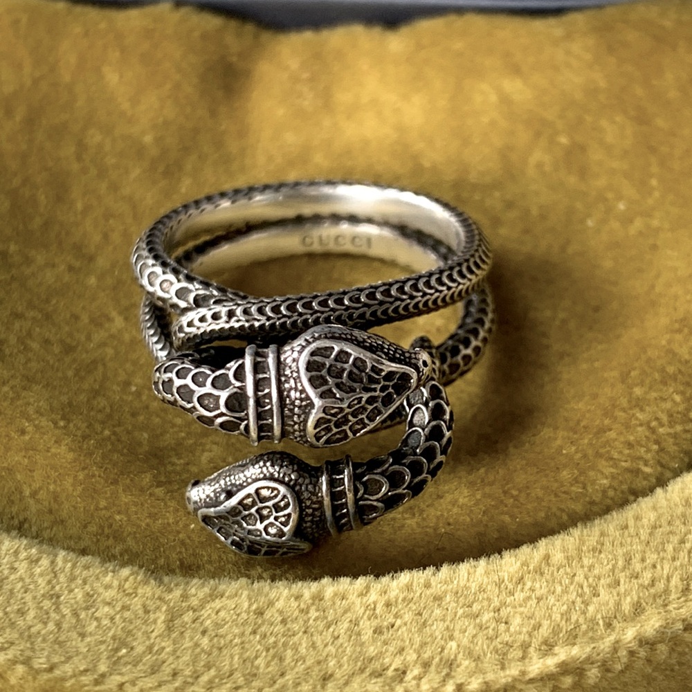 Authentic Gucci aged silver  snake ring, sz 8.5